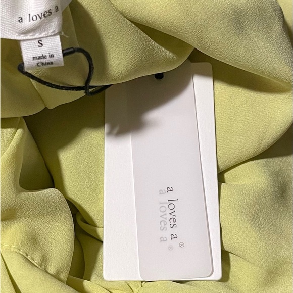 Elegant Paisley Print Dress in Pink and Green - Picture 5 of 8